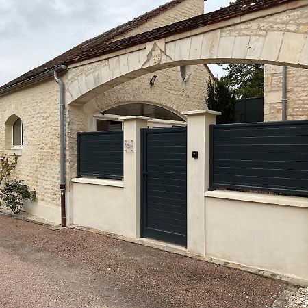 Villa Logis Du Faubourg à Val-de-Mercy Extérieur photo